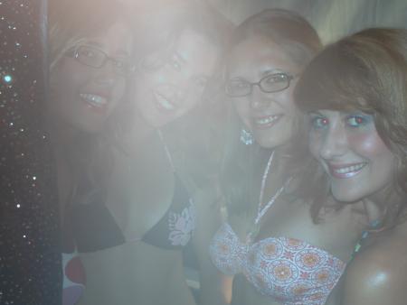 Quelques miss derri�re les coulisses